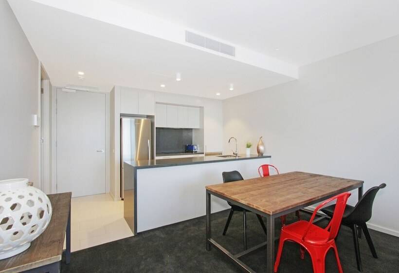 Accommodate Canberra   The Pier