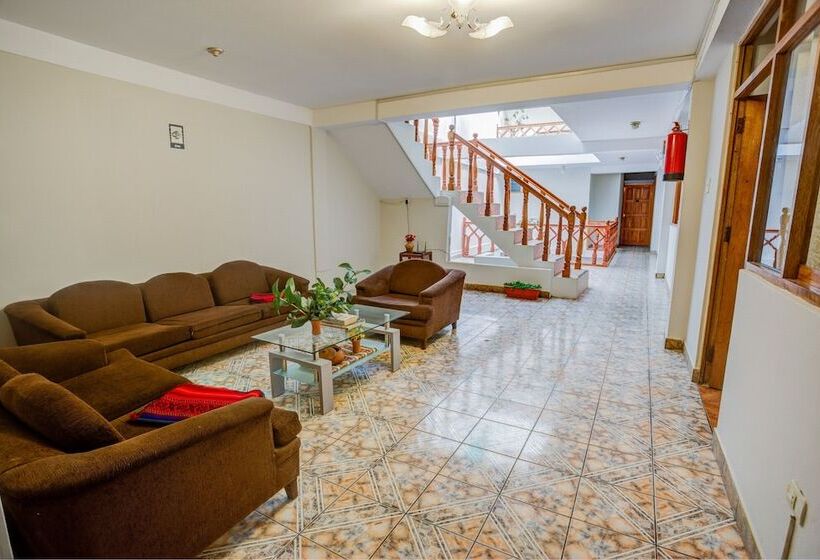 Mapi Guest House   Hostel