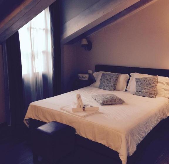 تختخواب و صبحانه Casa Rosa
