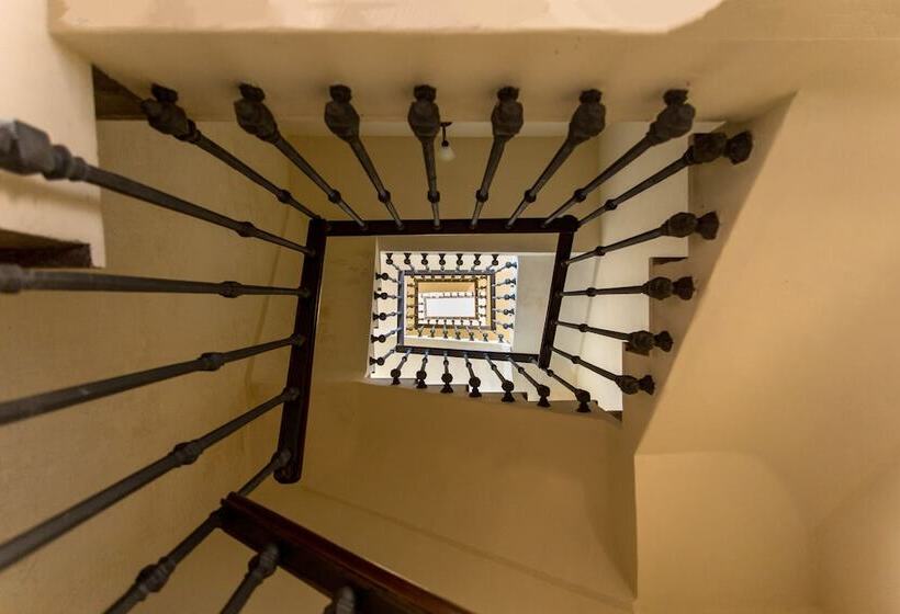 住宿加早餐  Palazzo Vallebona