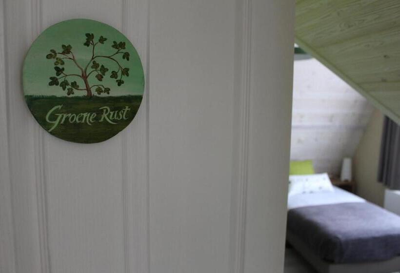 ベッドアンドブレックファースト Saffels Nest