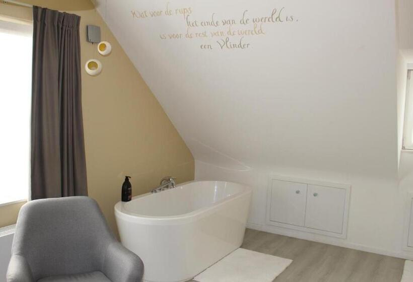 ベッドアンドブレックファースト Saffels Nest