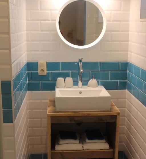 ベッドアンドブレックファースト Saffels Nest