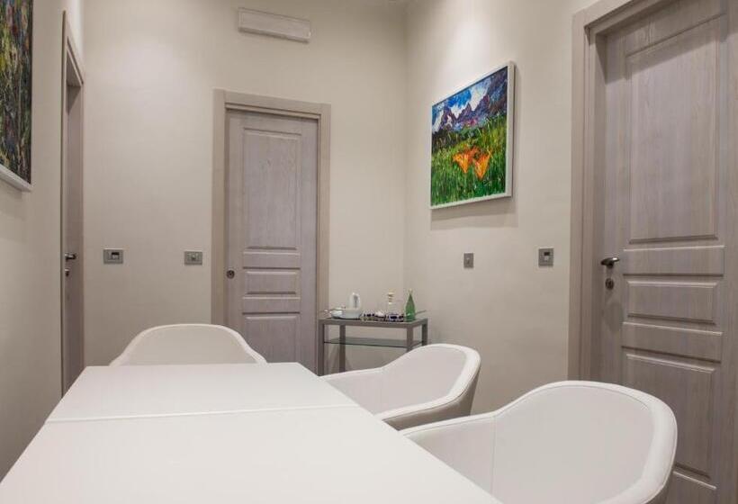 تختخواب و صبحانه Town House Morgana