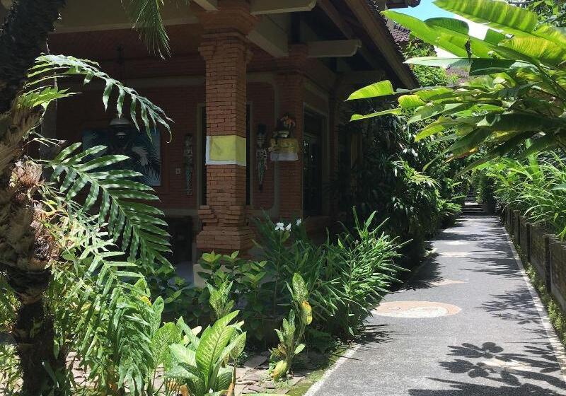 Cafe Wayan Cottages Senggigi