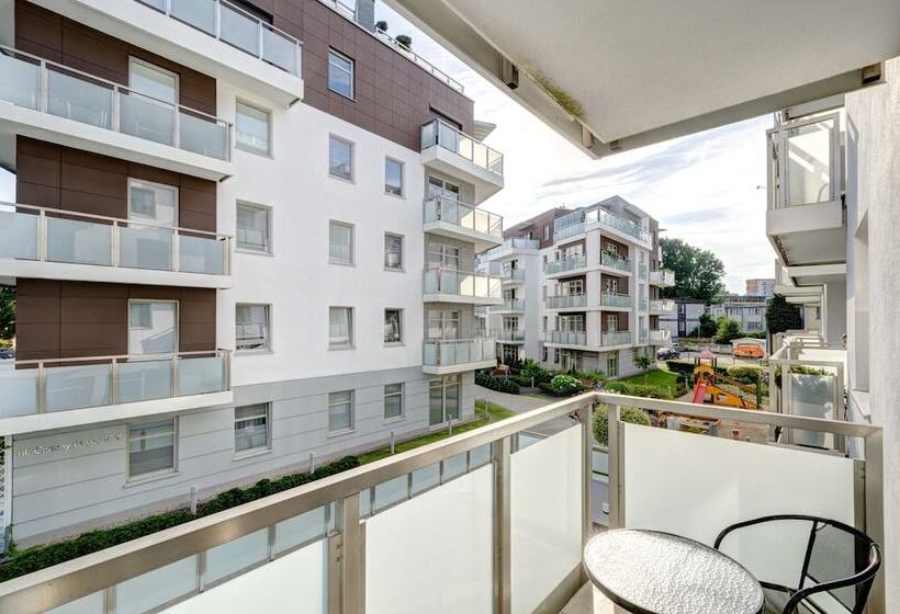 Dom & House Apartments   Marina Residence