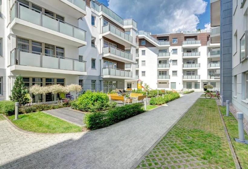 Dom & House Apartments   Marina Residence