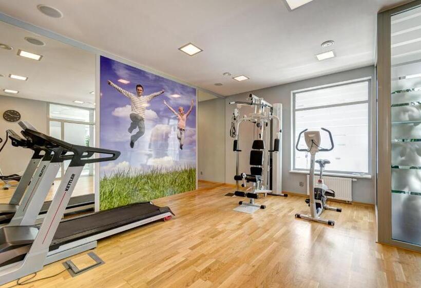 Dom & House Apartments   Marina Residence