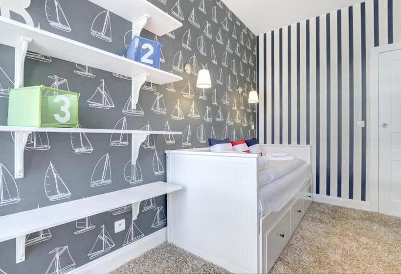 Dom & House Apartments   Marina Residence