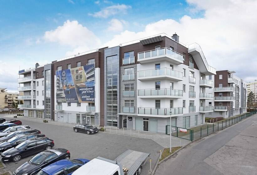 Dom & House Apartments   Marina Residence