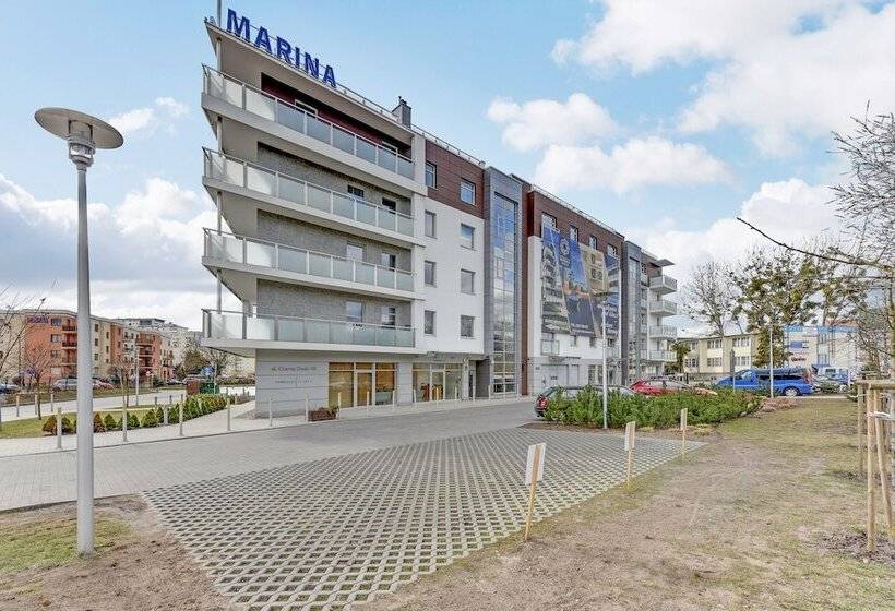 Dom & House Apartments   Marina Residence