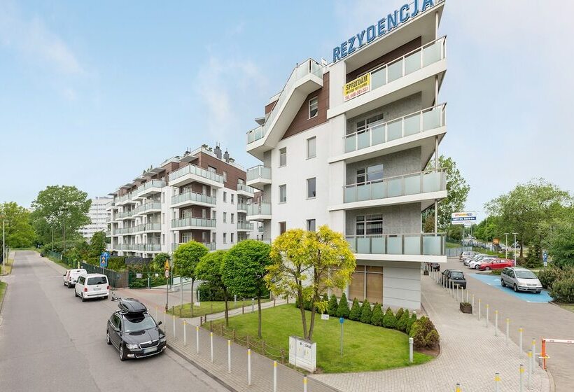 Dom & House Apartments   Marina Residence