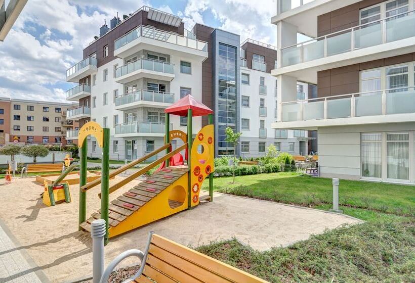 Dom & House Apartments   Marina Residence