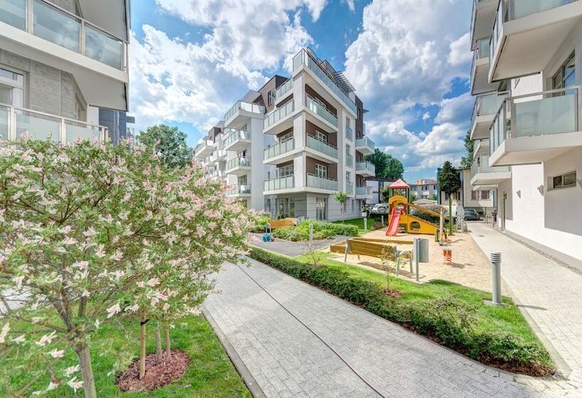 Dom & House Apartments   Marina Residence