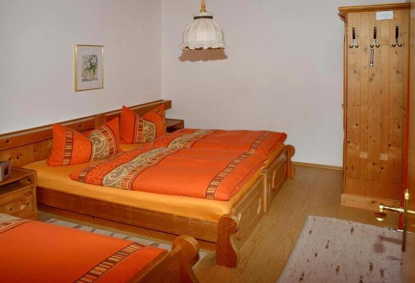 Ferienwohnungen Haus Monika