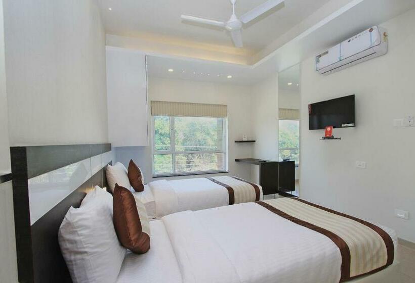 酒店 Yuvraj Palace Inn