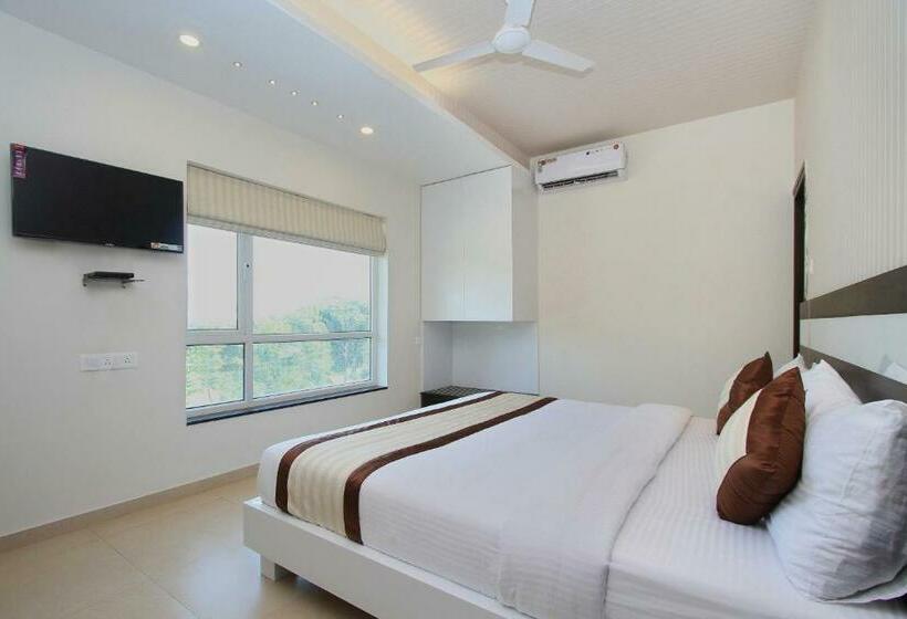 酒店 Yuvraj Palace Inn