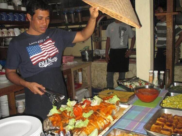 هتل Freddies Santai Sumurtiga