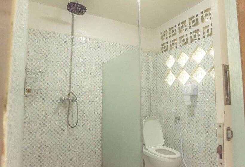 هتل Freddies Santai Sumurtiga