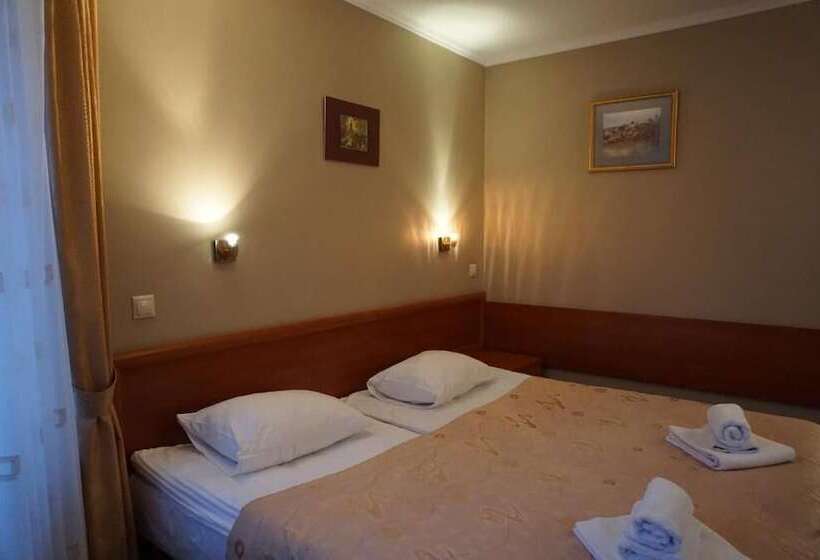 هتل Fridrichshoff