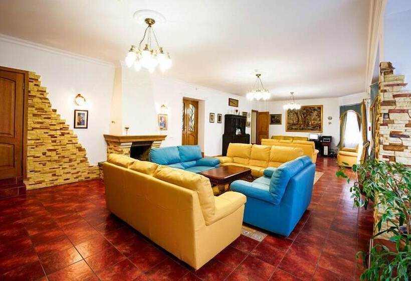 هتل Fridrichshoff