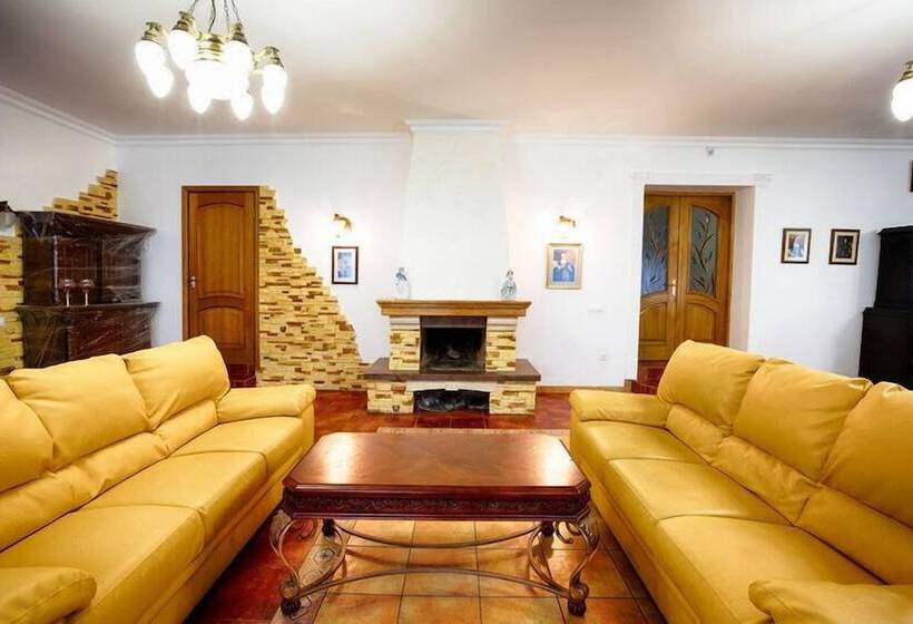 هتل Fridrichshoff