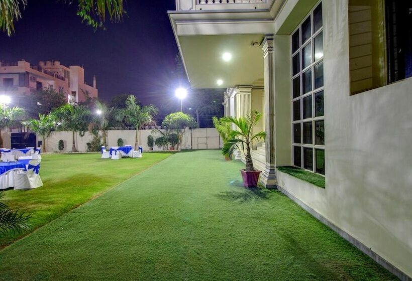 Golden Eagle By Wizowll Group Of Hotels