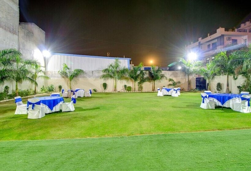 Golden Eagle By Wizowll Group Of Hotels