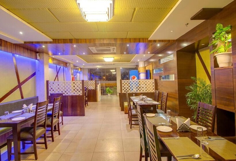 Golden Eagle By Wizowll Group Of Hotels