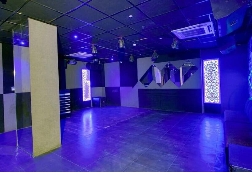 Golden Eagle By Wizowll Group Of Hotels