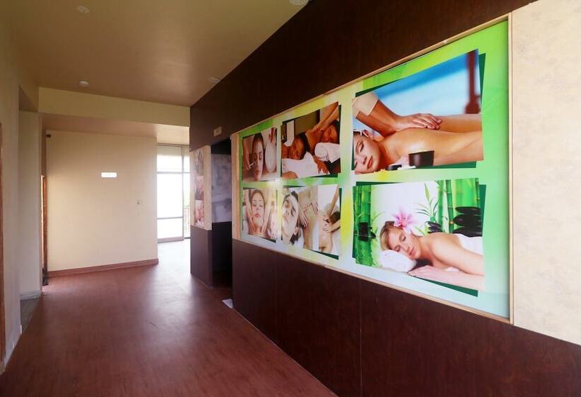 Golden Eagle By Wizowll Group Of Hotels