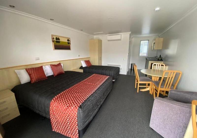 هتل Grove Park Motor Lodge