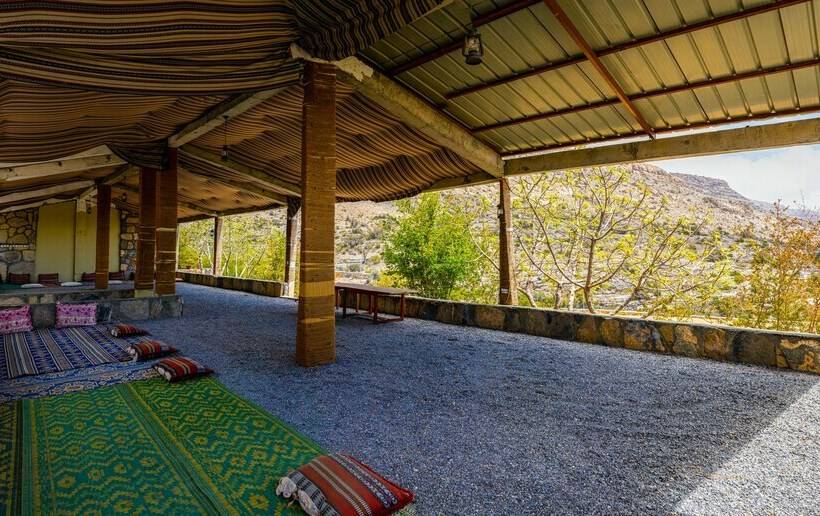 هتل Hoota Guest House