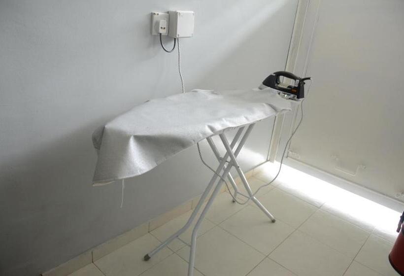 בית מלון כפרי Jelai Raub