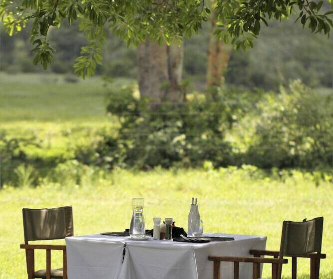 בית מלון כפרי Kaingo Game Reserve