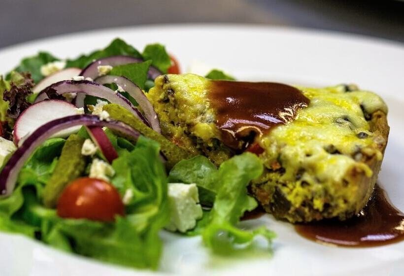 בית מלון כפרי Kaingo Game Reserve