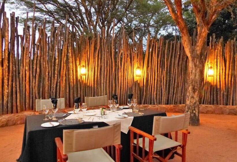 בית מלון כפרי Kaingo Game Reserve