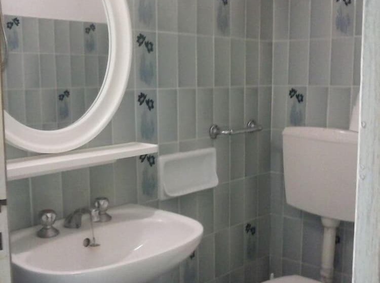 Отель Pensione Berlati