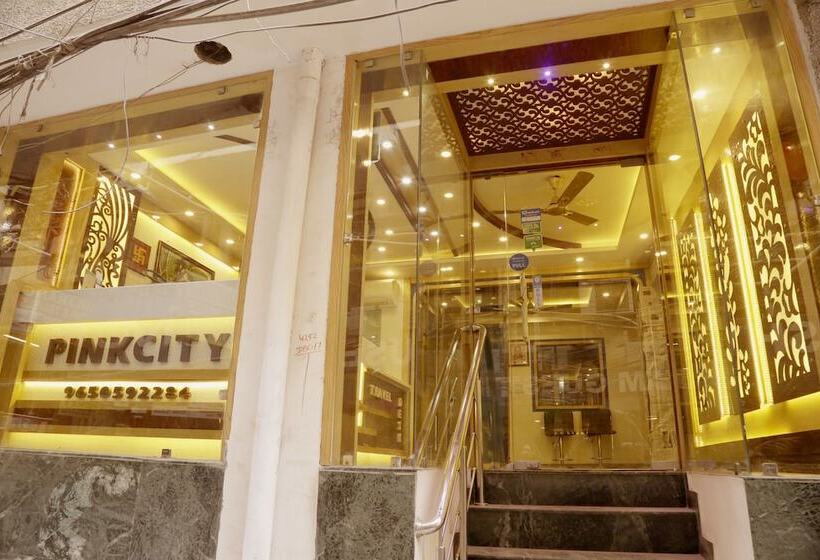 호텔 Pink City By Comfort Rooms