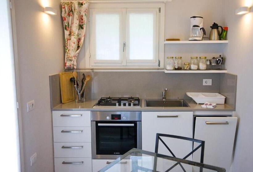 בית מלון כפרי Agriturismo Castello Di Vezio