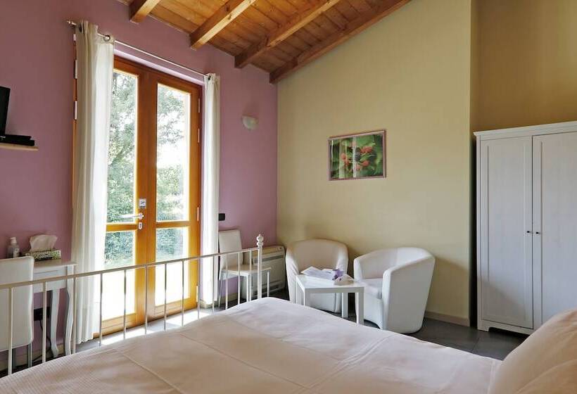 田舎風ホテル Agriturismo Terra E Lago D'iseo Franciacorta