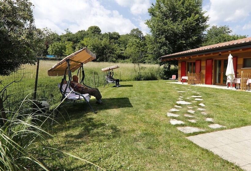 田舎風ホテル Agriturismo Terra E Lago D'iseo Franciacorta