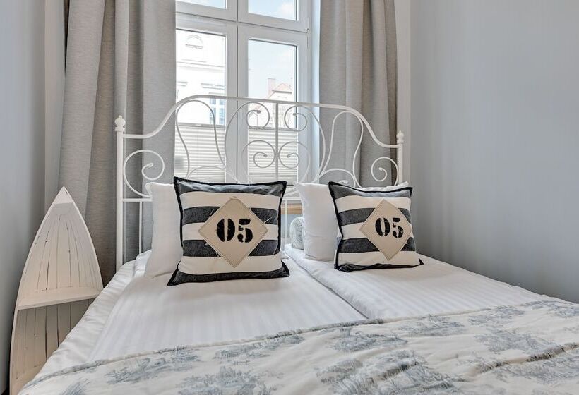 Lion Apartments   Sopockie Klimaty