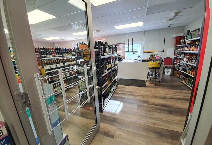 فندق على الطريق Sundre Motor Inn