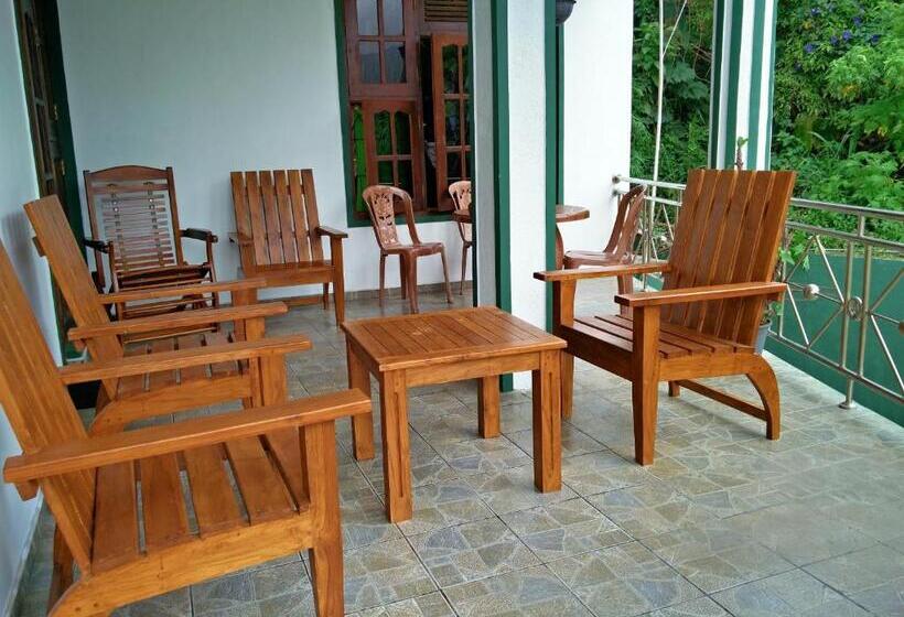 بنسيون Abc Guest Inn & Restaurant