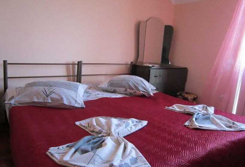 پانسیون Guest House Vesta