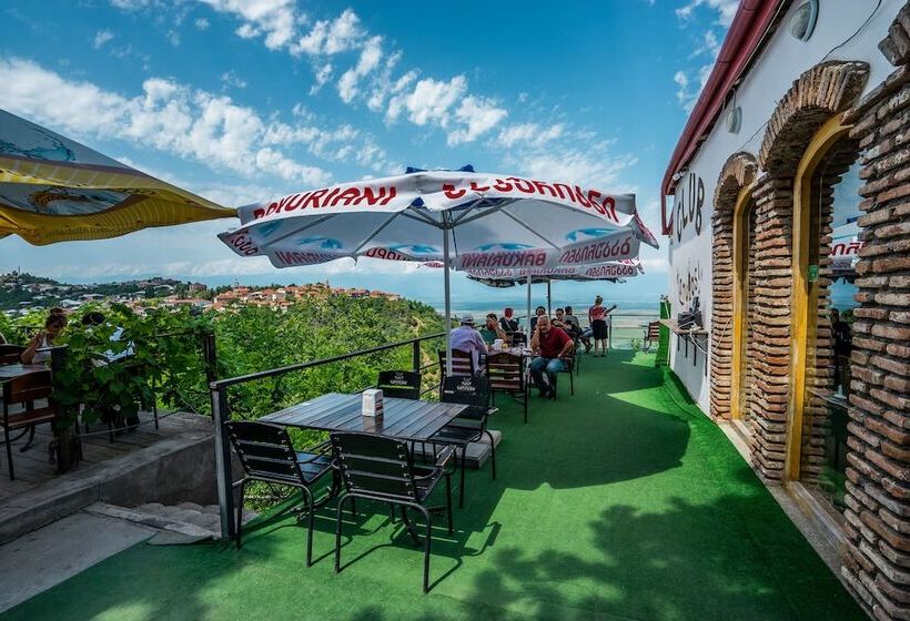 پانسیون Kanudosi Guest House