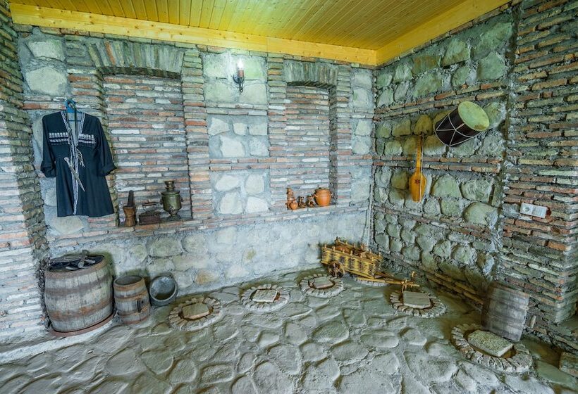 پانسیون Kanudosi Guest House