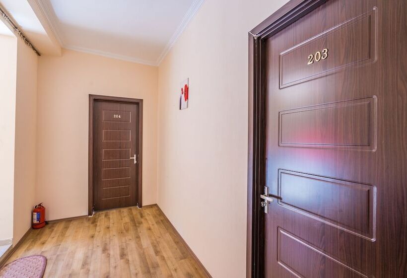 پانسیون Kanudosi Guest House