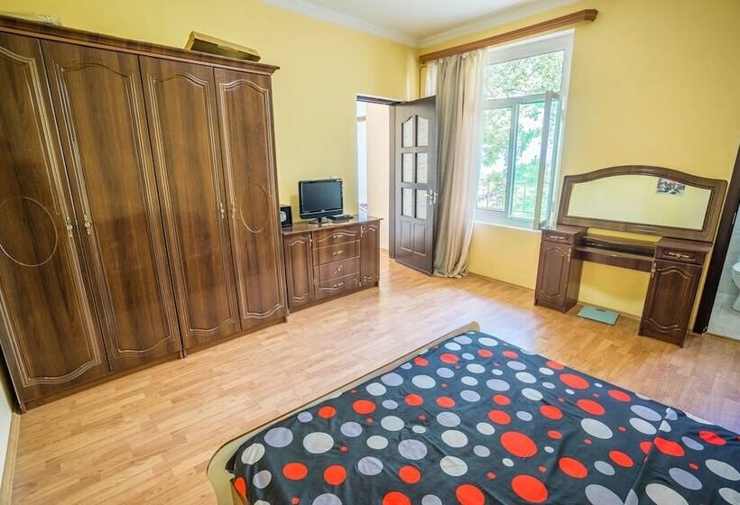 پانسیون Kanudosi Guest House